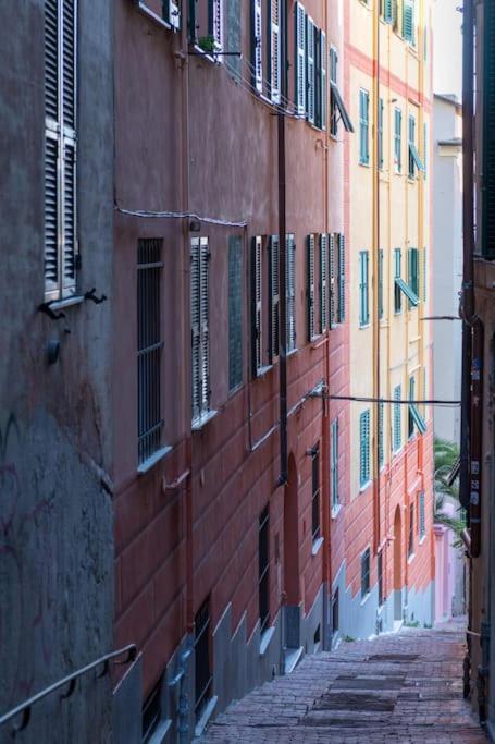 Appartamento Salita S. Anna - Affitti Brevi Italia Genua Buitenkant foto