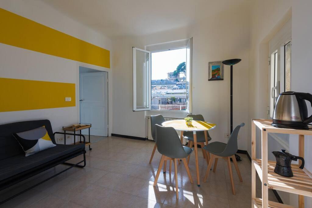 Appartamento Salita S. Anna - Affitti Brevi Italia Genua Buitenkant foto